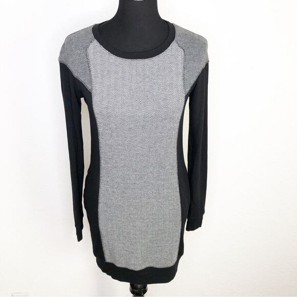 Michael Stars Dresses & Skirts - Michael Stars black gray herringbone knit tunic top / dress size Extra Small XS